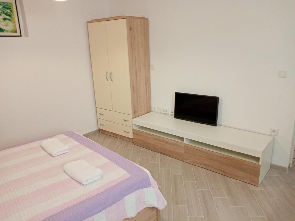 Apartment Elena 발 외부 사진