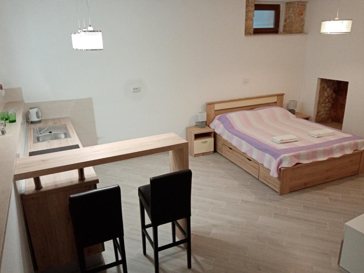 Apartment Elena 발 외부 사진