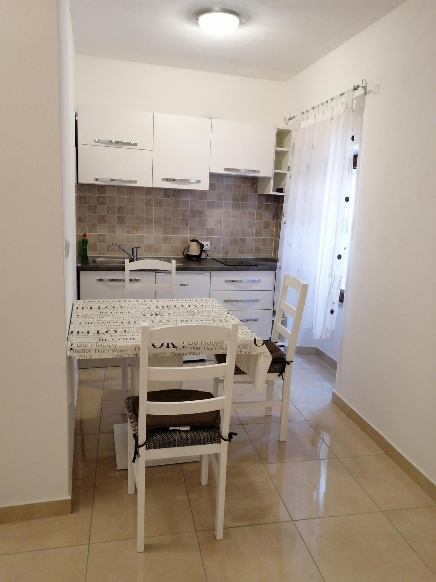 Apartment Elena 발 객실 사진