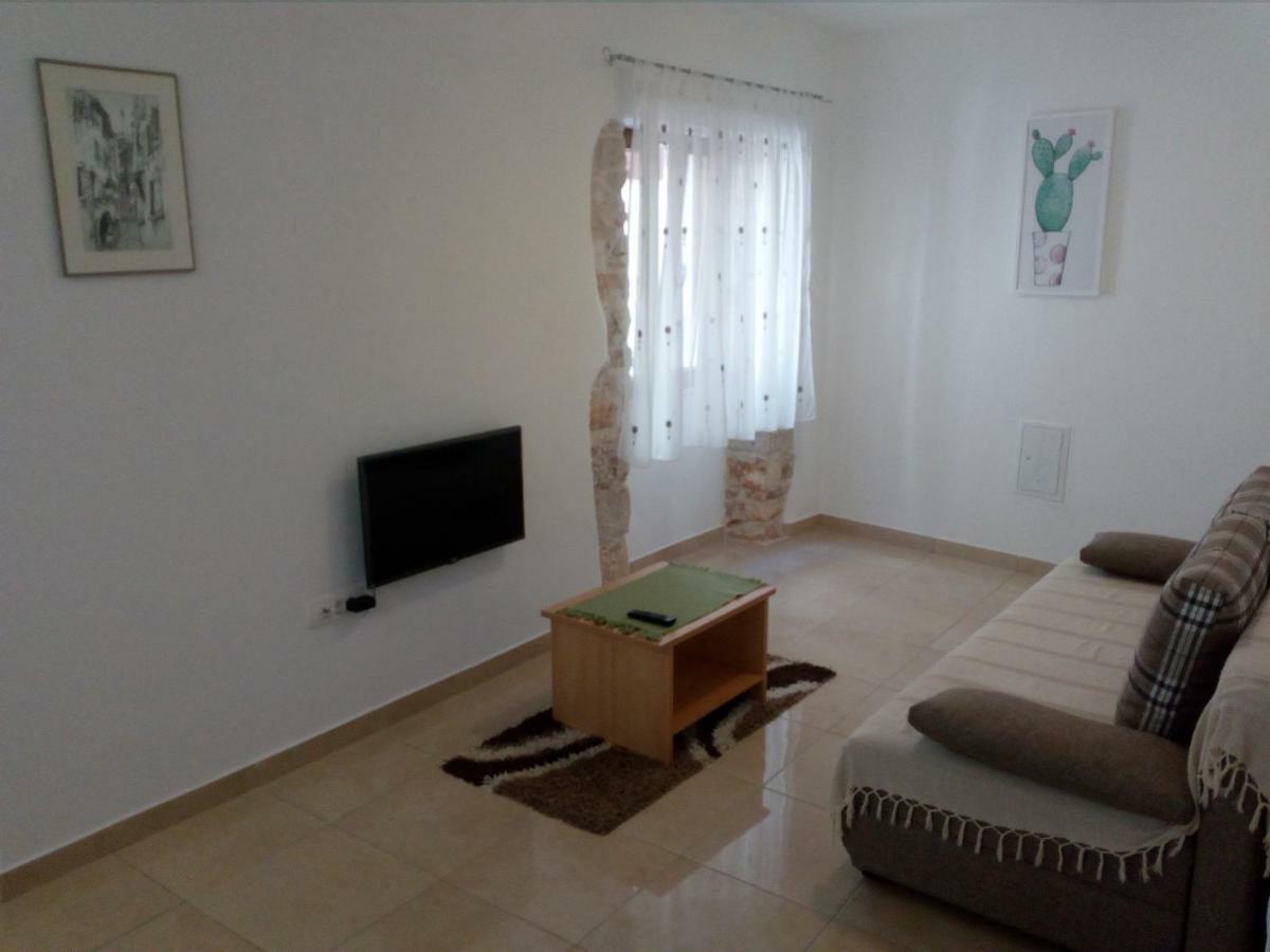 Apartment Elena 발 외부 사진