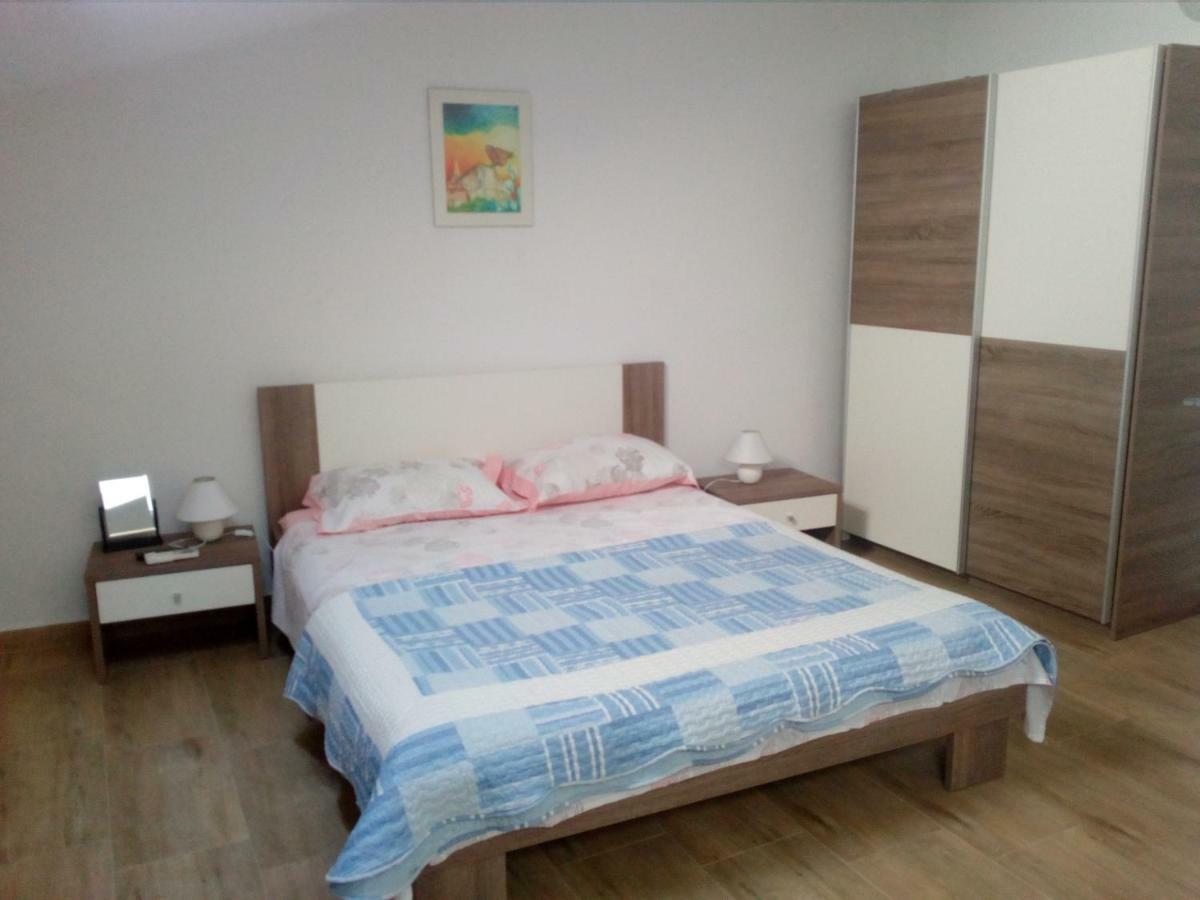 Apartment Elena 발 외부 사진