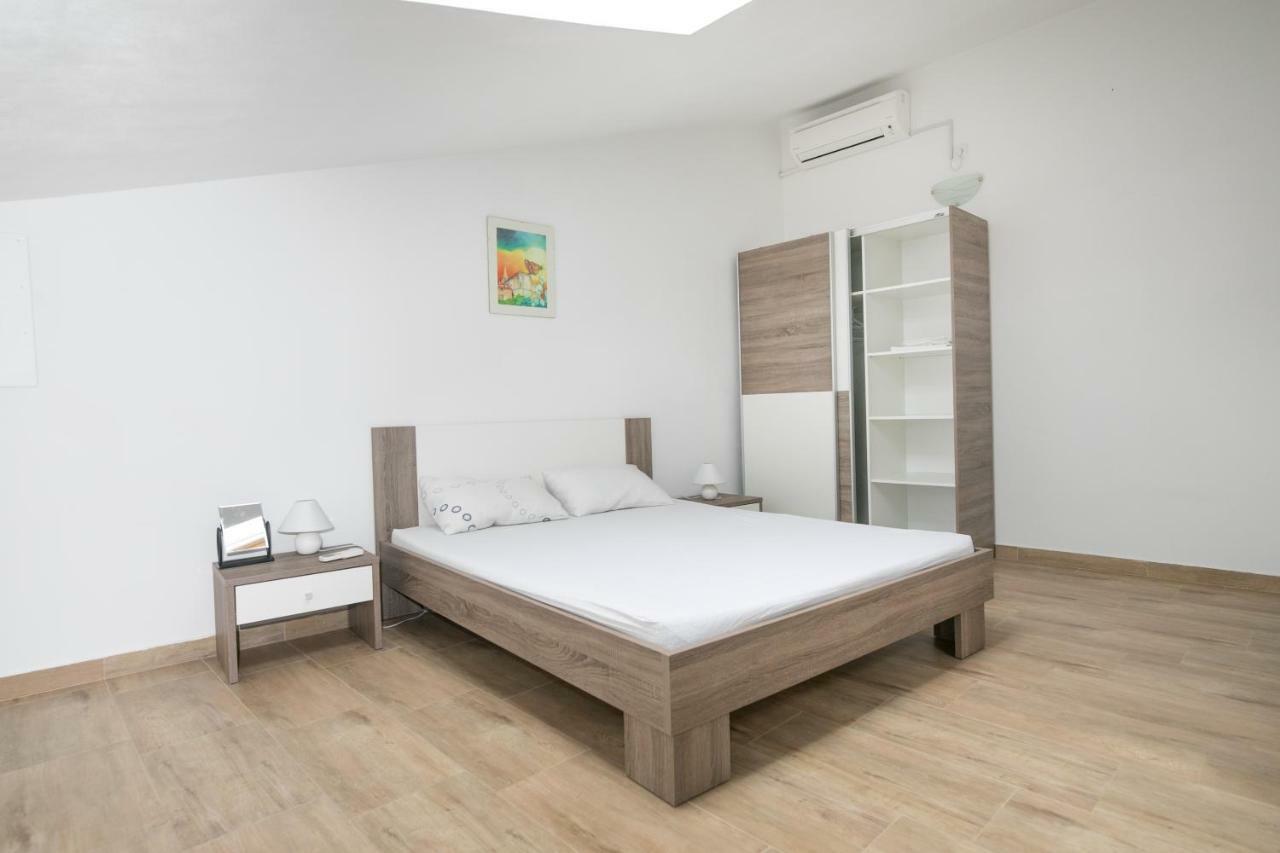Apartment Elena 발 외부 사진