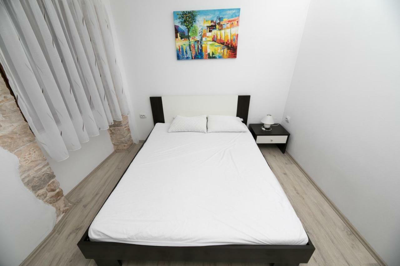 Apartment Elena 발 외부 사진